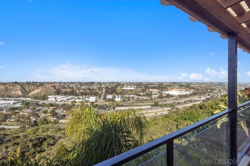 5713 Desert View Drive