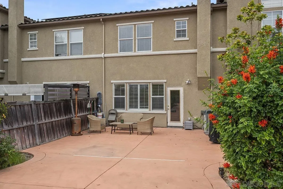 Chula Vista, California 91913, United States, 3 Bedrooms Bedrooms, ,3 BathroomsBathrooms,Residential,Active,218998