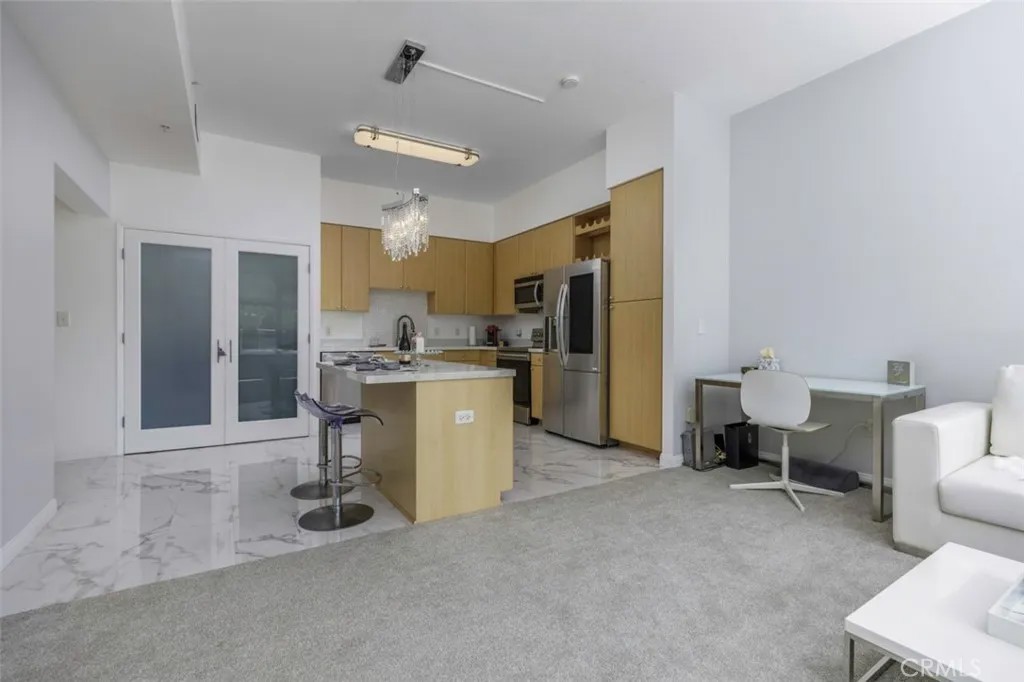 388 E Ocean Boulevard 107