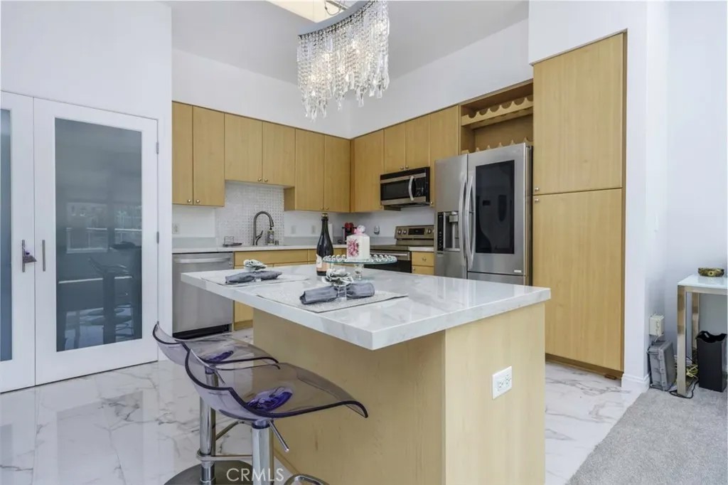 388 E Ocean Boulevard 107