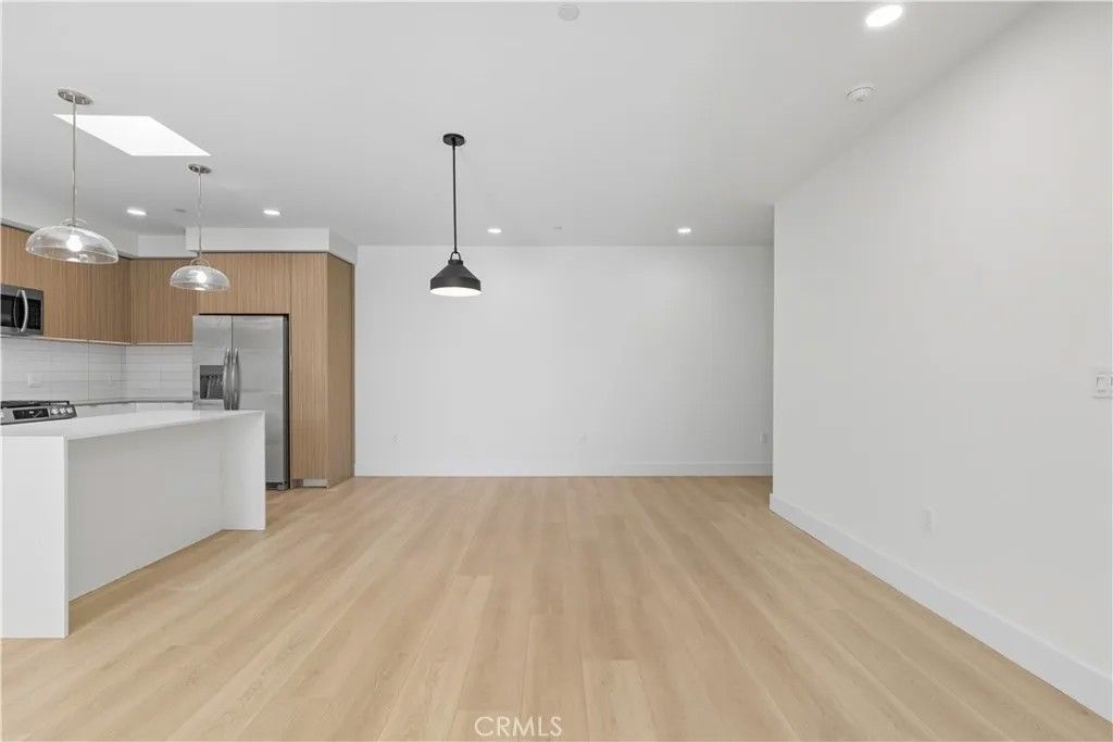 Photo of 12078 Guerin Street #305, Studio City, CA 91604 (MLS # SR26022322)