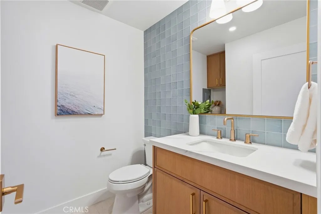 1710 Grant 14