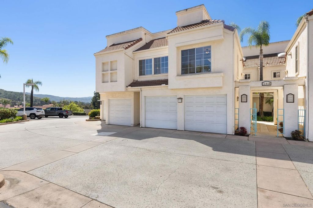 Photo of 12010 Calle De Montana #301, El Cajon, CA 92019 (MLS # 260007437)