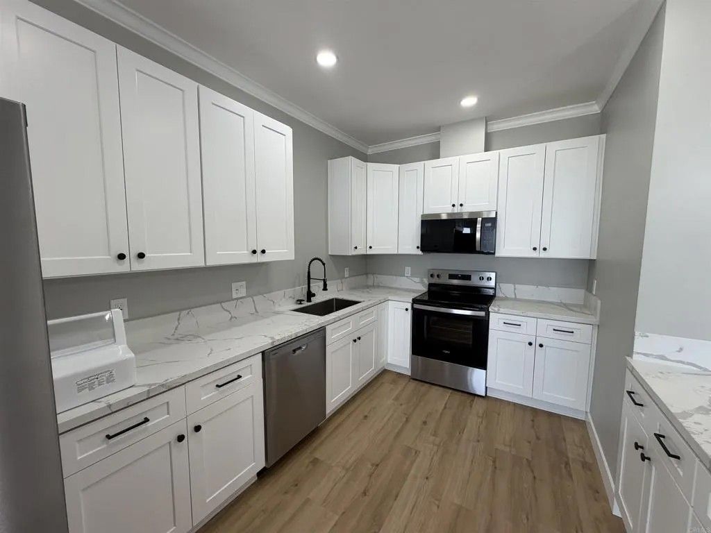 Photo of 2410 Albatross Street #12, San Diego, CA 92101 (MLS # NDP2604367)