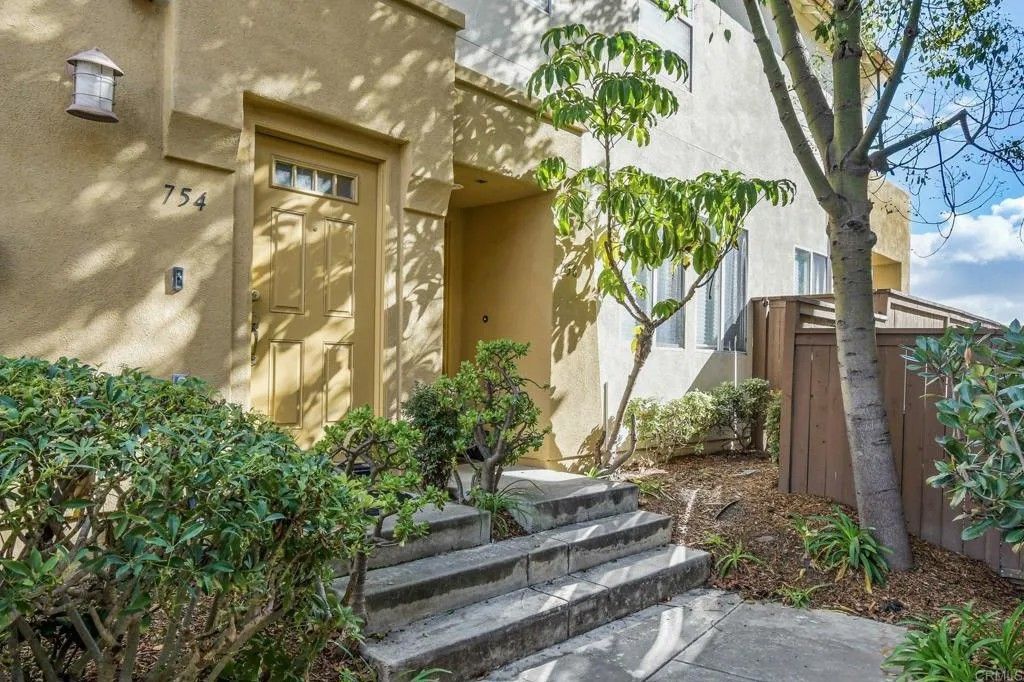 Photo of 754 Callecita Aquilla Sur, Chula Vista, CA 91911 (MLS # PTP2600189)