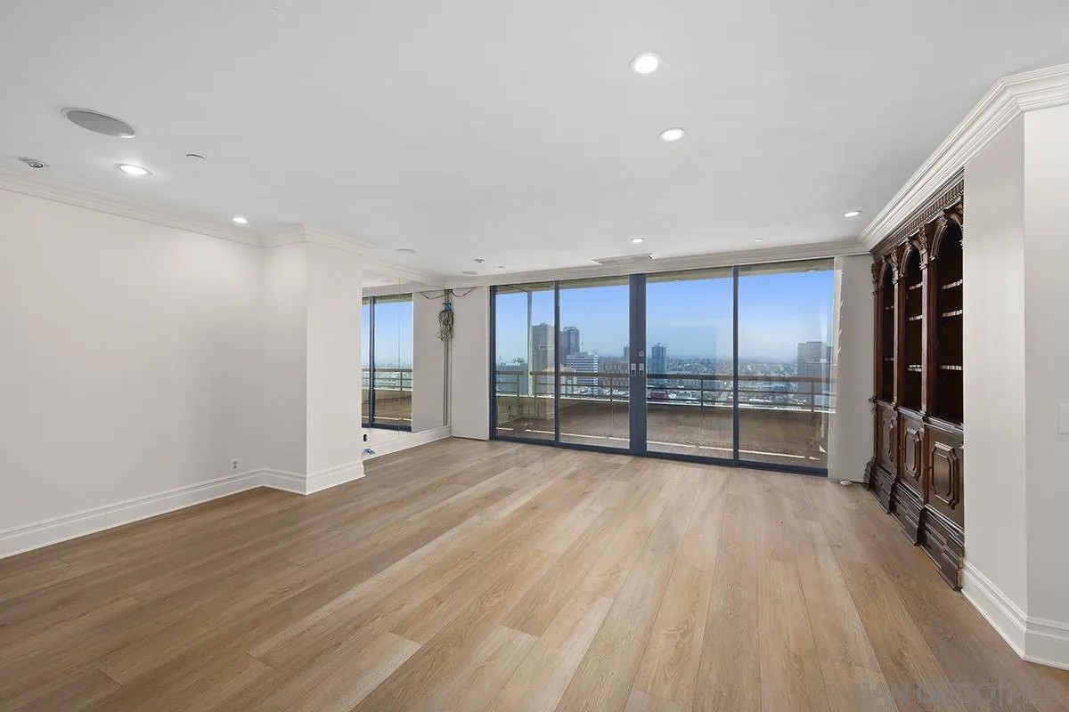 700 Front Street 2307