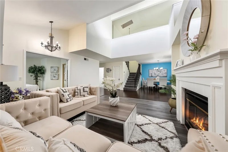 919 Bidwell