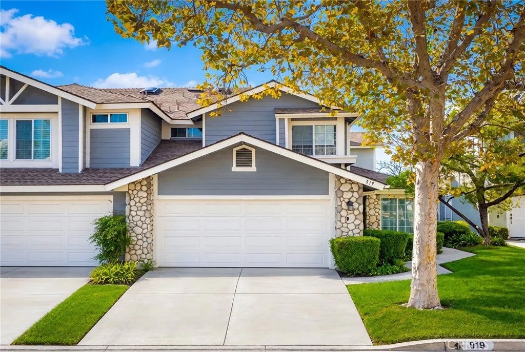 919 Bidwell