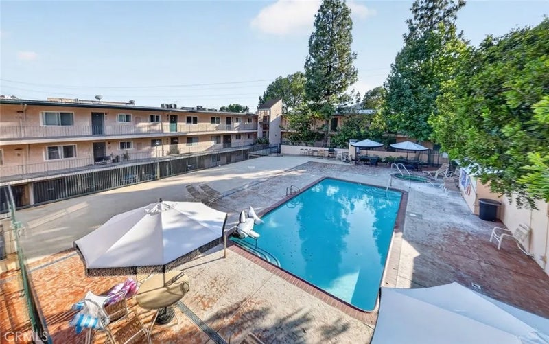 2940 N Verdugo Road 322