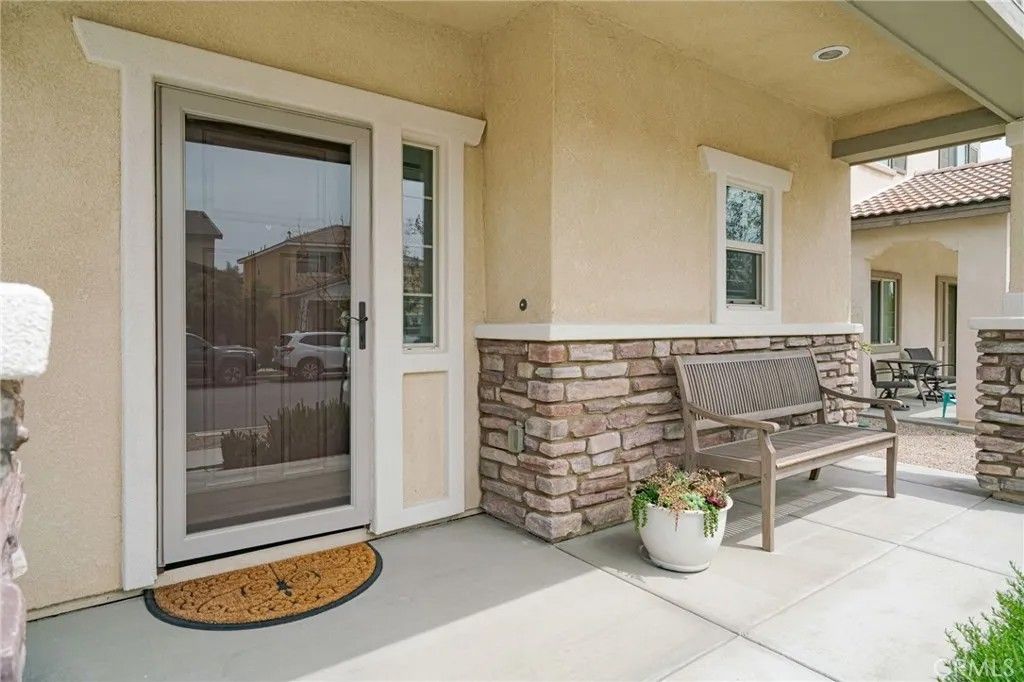 Photo of 16750 Cherry Tree Ln, Fontana, CA 92336 (MLS # IG26078393)