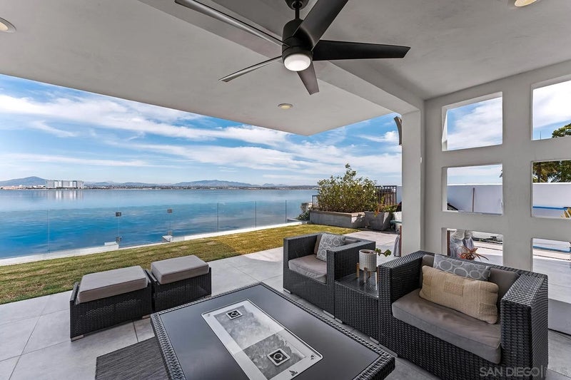 5 Spinnaker Way