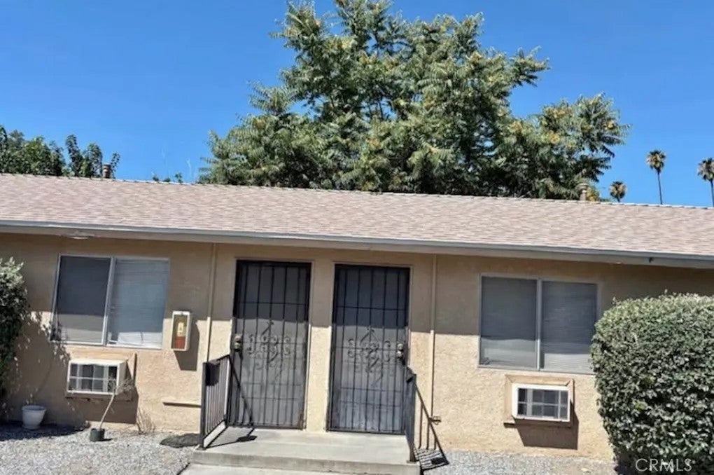 Photo of 1955 E Devonshire Ave, Hemet, CA 92544 (MLS # SW26105792)