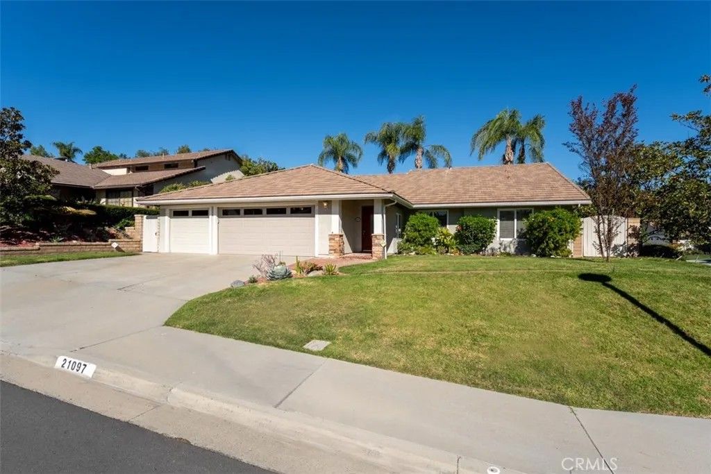 Photo of 21097 Carlos Drive, Yorba Linda, CA 92887 (MLS # OC25258244)
