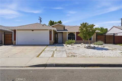 Photo of 1444 W Avenue H8, Lancaster, CA 93534 (MLS # SR26092862)
