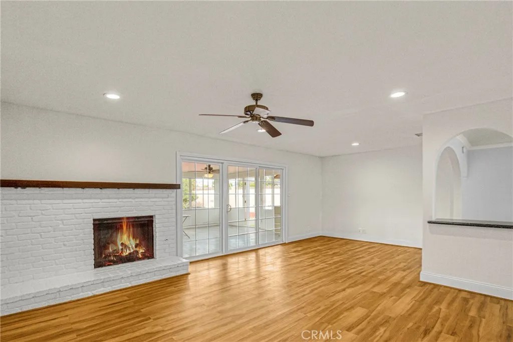 1675 Barnes