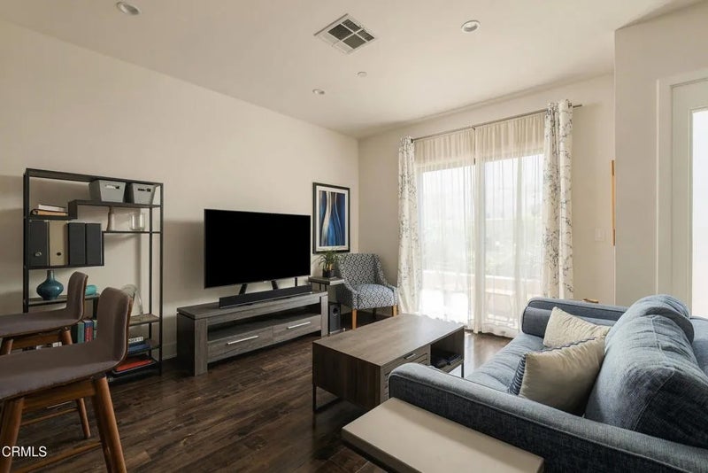 2428 E Del Mar 103