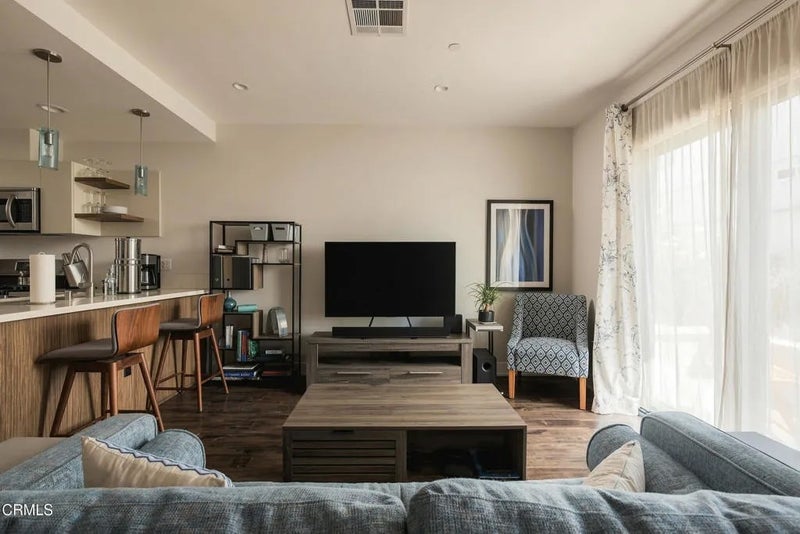 2428 E Del Mar 103