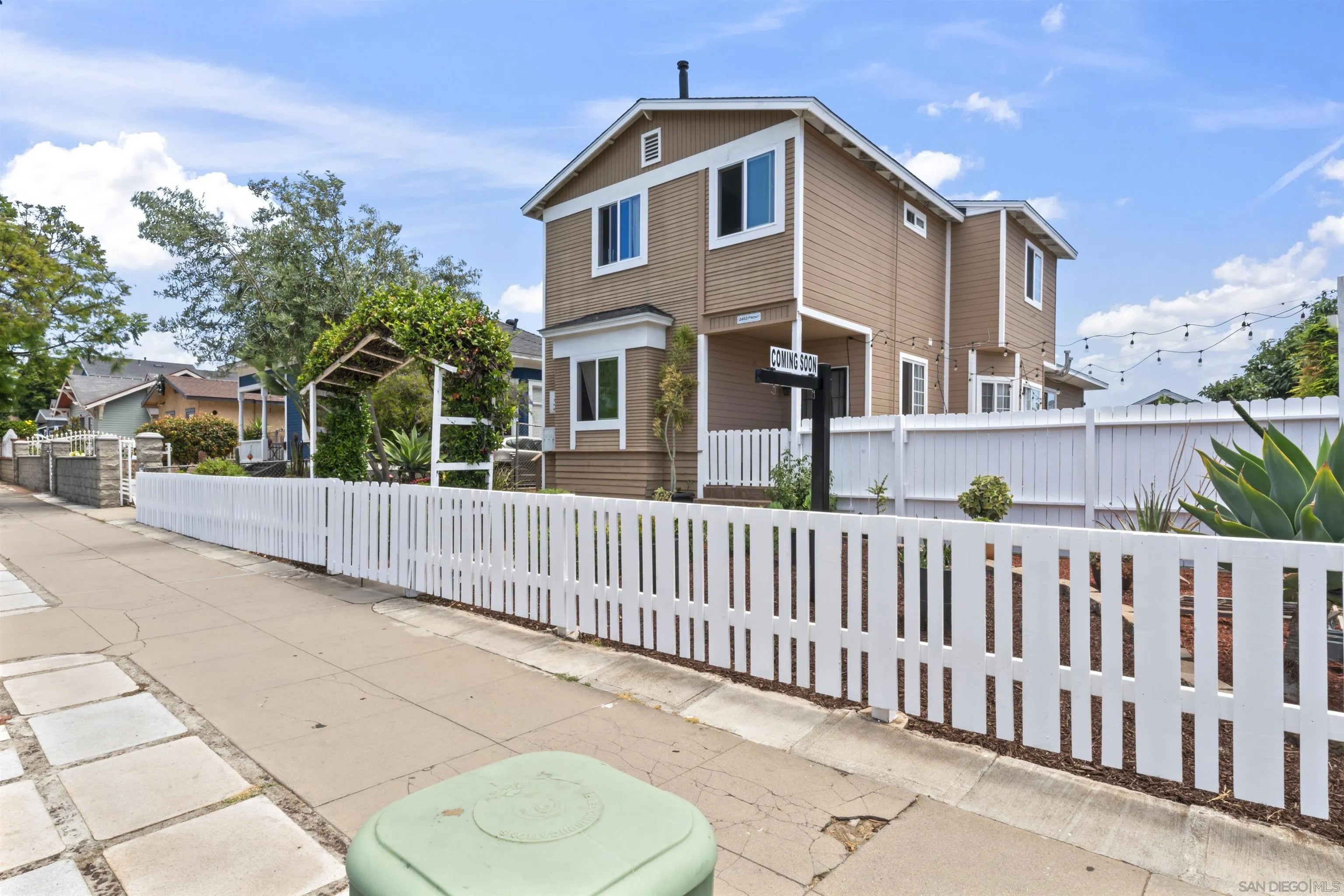 2451-53 Island Ave