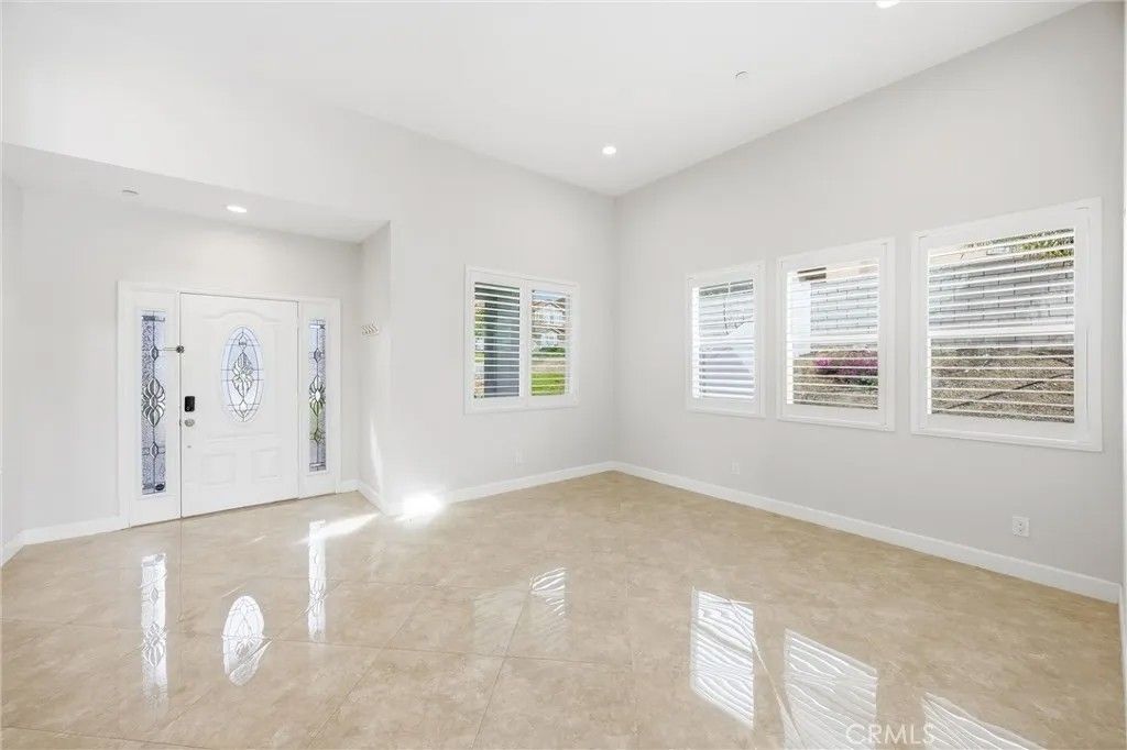 Photo of 6703 Olive Ave, San Bernardino, CA 92407 (MLS # CV26013431)