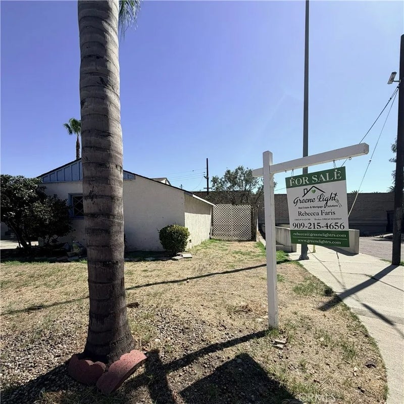 106 Belhaven Place