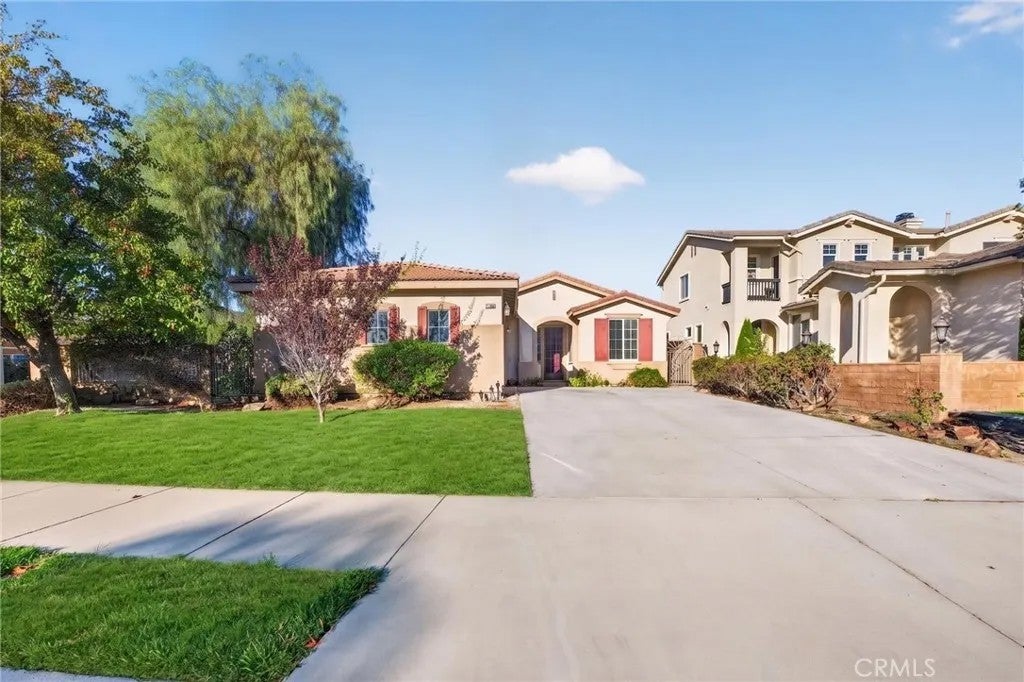 37799 Amber Lane