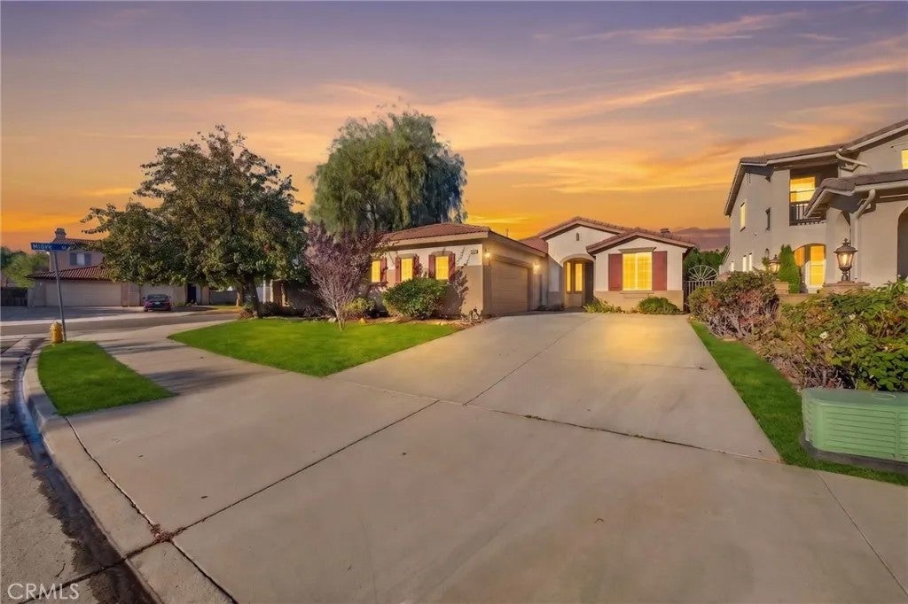 37799 Amber Lane