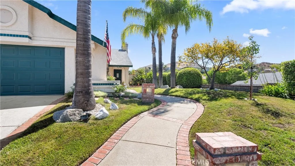 28924 Raintree Lane