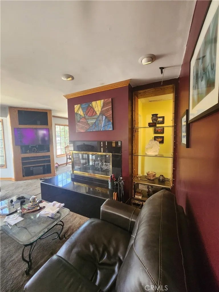 9225 Telfair
