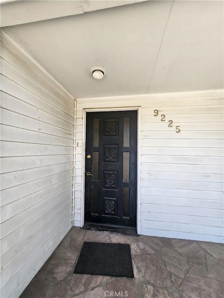9225 Telfair