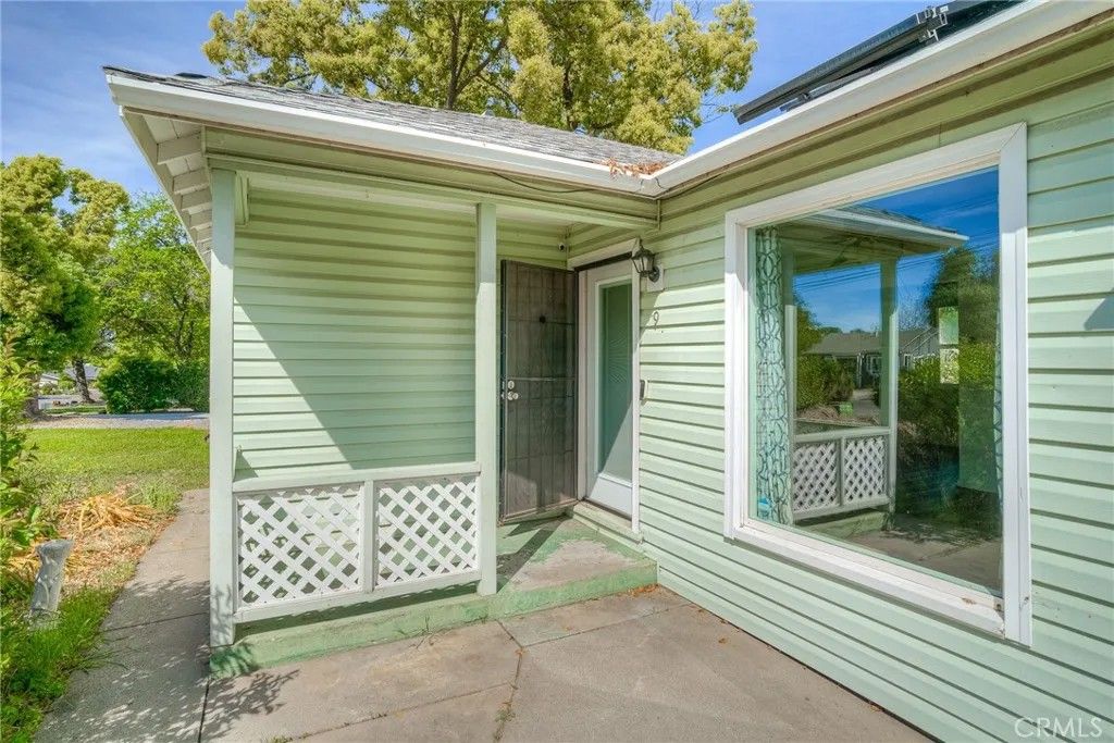 Photo of 9 Midway Dr, Oroville, CA 95966 (MLS # OR26069378)