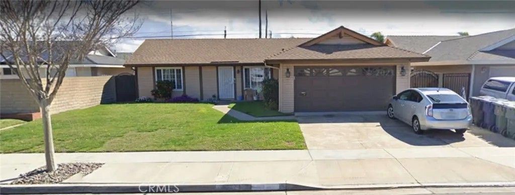 Photo of 19652 Trident Ln, Huntington Beach, CA 92646 (MLS # SR26002591)