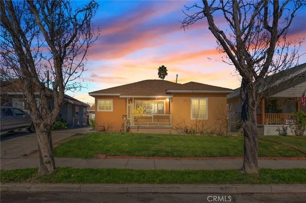 Photo of 636 W Olive Street, San Bernardino, CA 92410 (MLS # IV26020566)