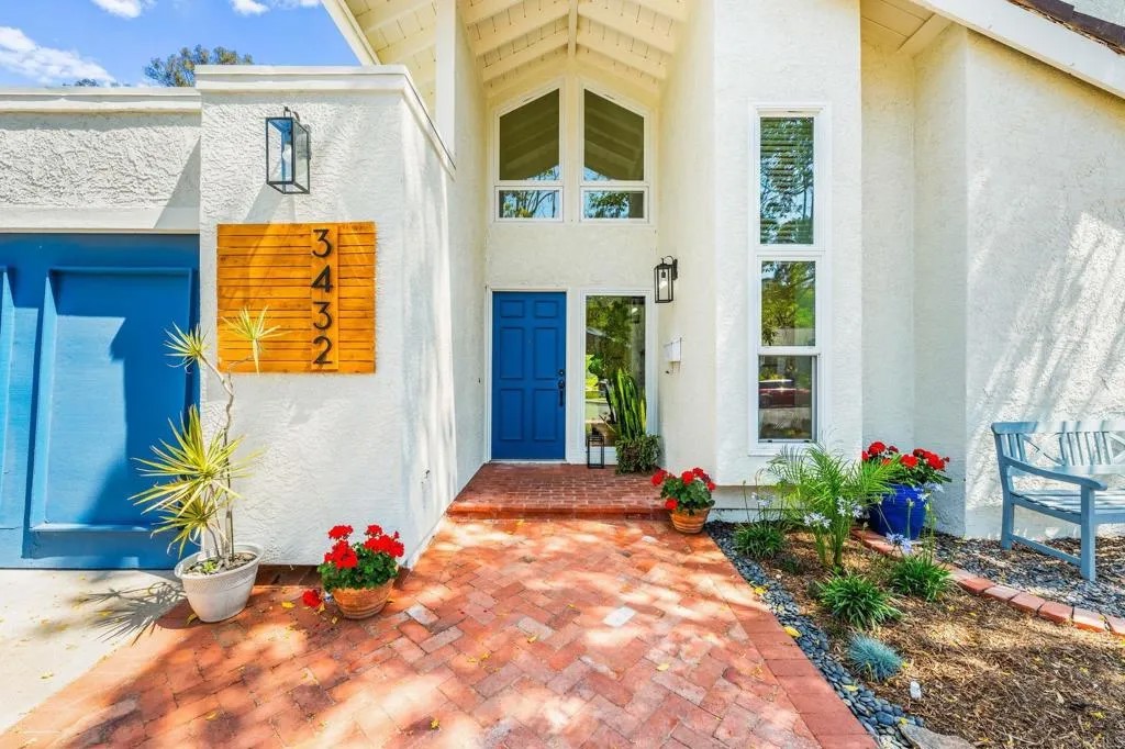 3432 Mount Ariane Drive