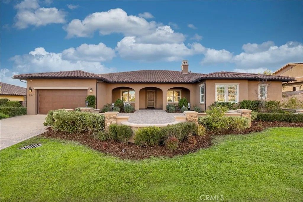 Photo of 267 N Baldy Vista, Glendora, CA 91741 (MLS # WS26009654)