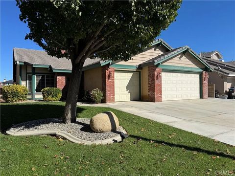 Tiny photo for 3137 Peachwood Dr, Lancaster, CA 93536 (MLS # SR25242918)