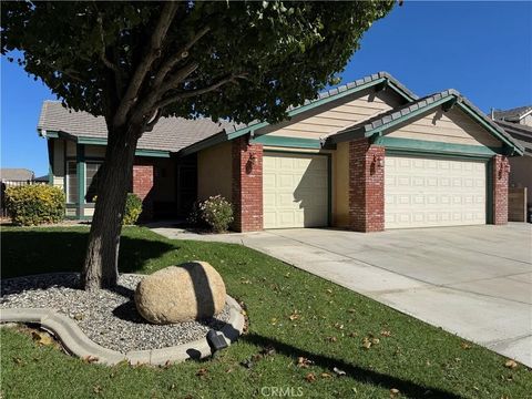Tiny photo for 3137 Peachwood Dr, Lancaster, CA 93536 (MLS # SR25242918)