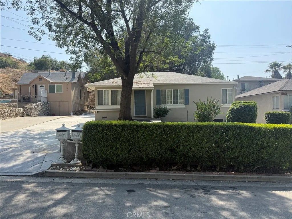 Photo of 11286 San Mateo Dr, Loma Linda, CA 92354 (MLS # IG26104020)