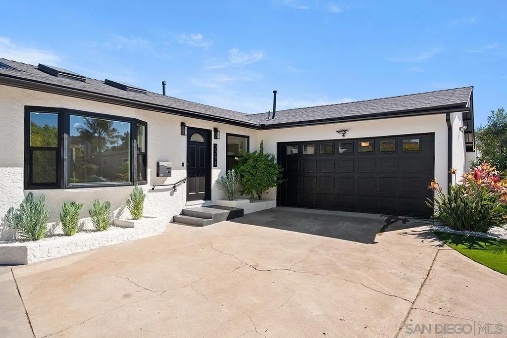 Photo of 2291 Cardinal Dr, San Diego, CA 92123 (MLS # 260006186)