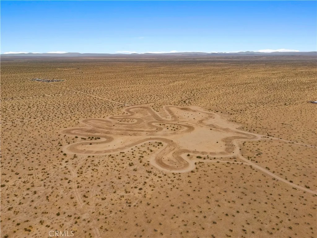 4625813 Drifting Sands