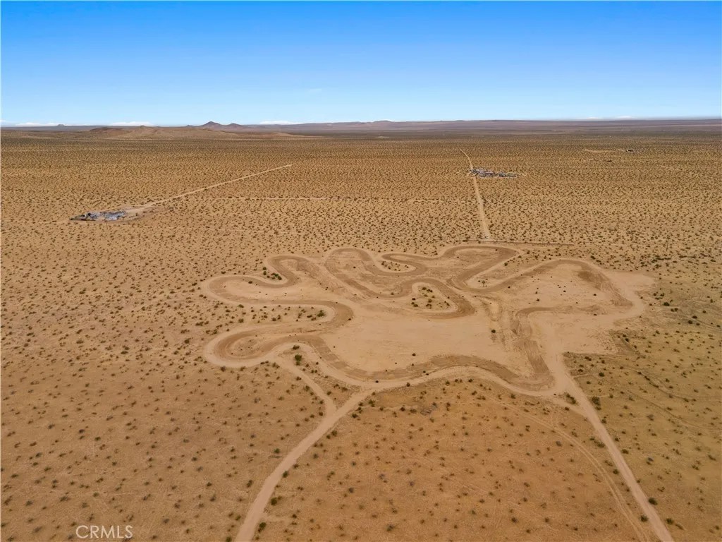 4625813 Drifting Sands