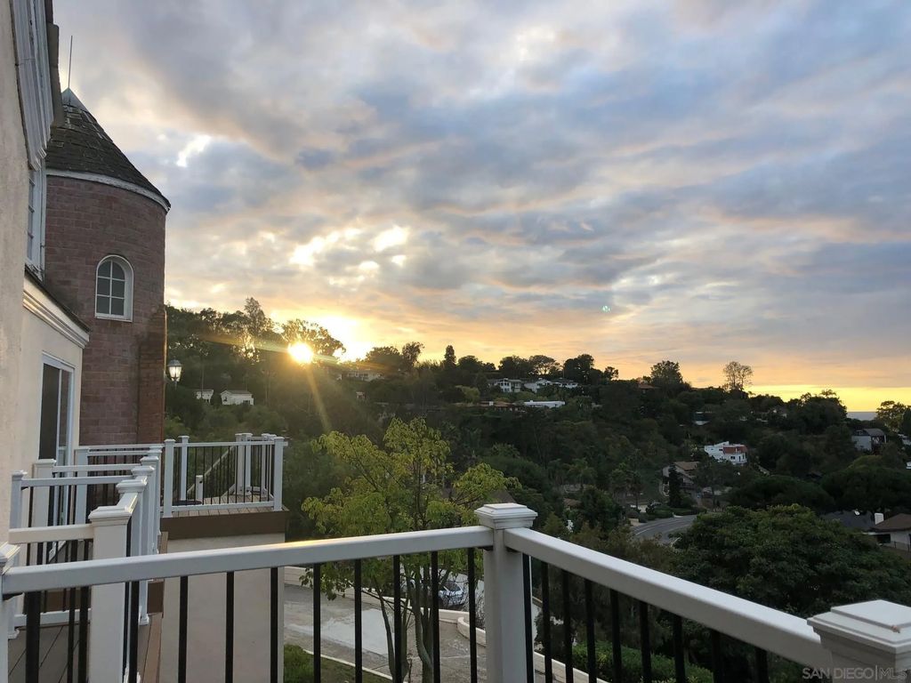 Photo of 1935 Nautilus St, La Jolla, CA 92037 (MLS # 240008321)