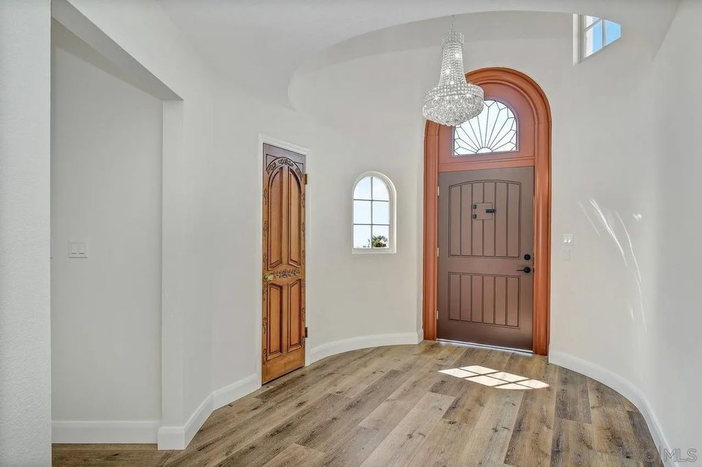 Photo of 1935 Nautilus St, La Jolla, CA 92037 (MLS # 240008321)