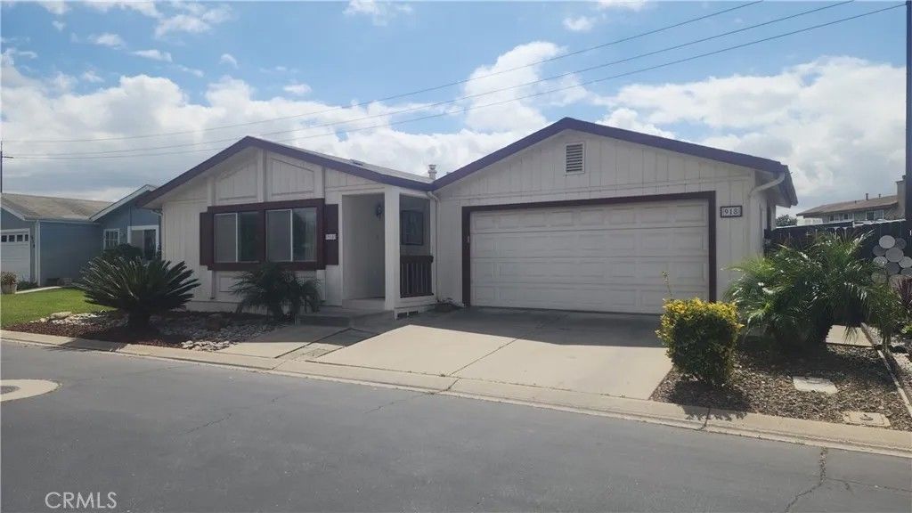 Photo of 918 Vista Montana, Santa Maria, CA 93458 (MLS # SC26079673)