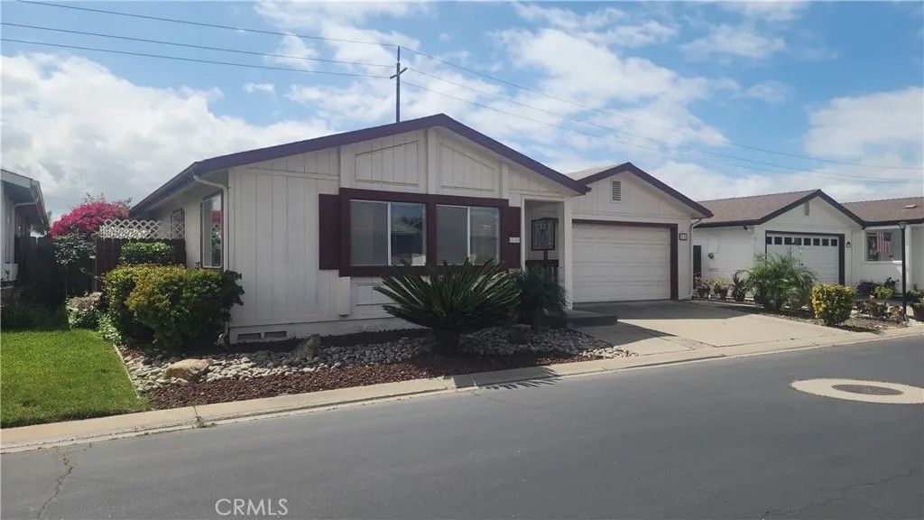 Photo of 918 Vista Montana, Santa Maria, CA 93458 (MLS # SC26079673)