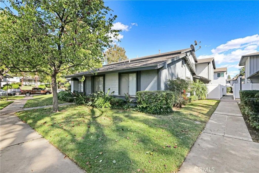 Photo of 6437 Horse Shoe Ln, Yorba Linda, CA 92886 (MLS # PW26036988)