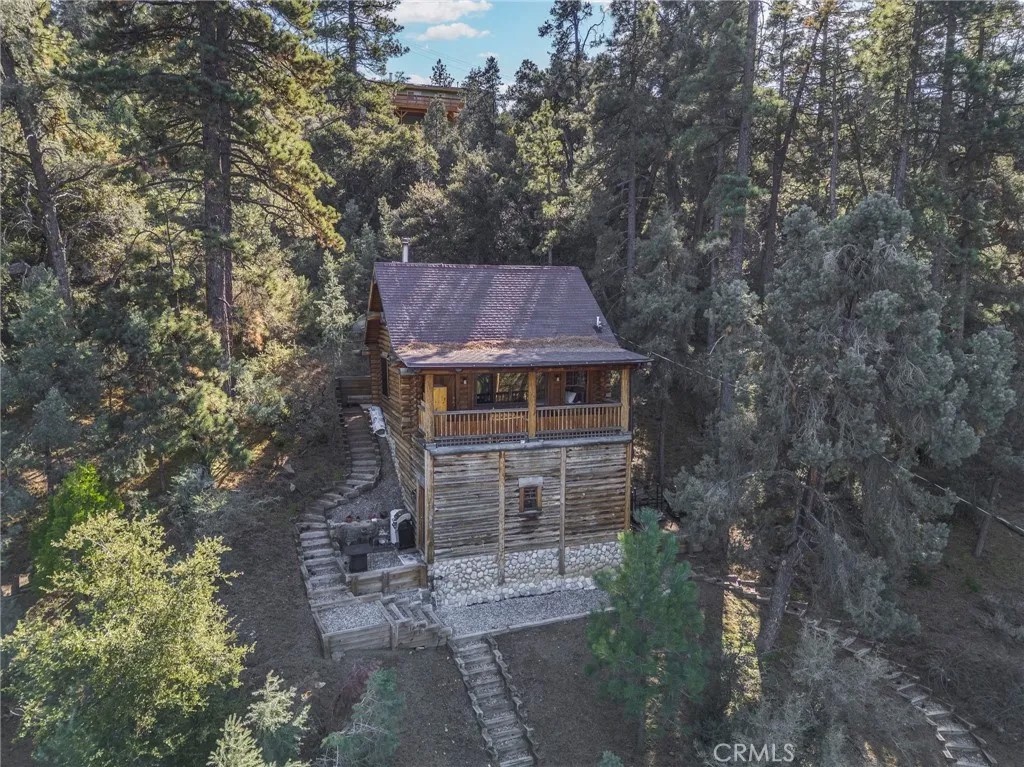 15916 Zurich Way