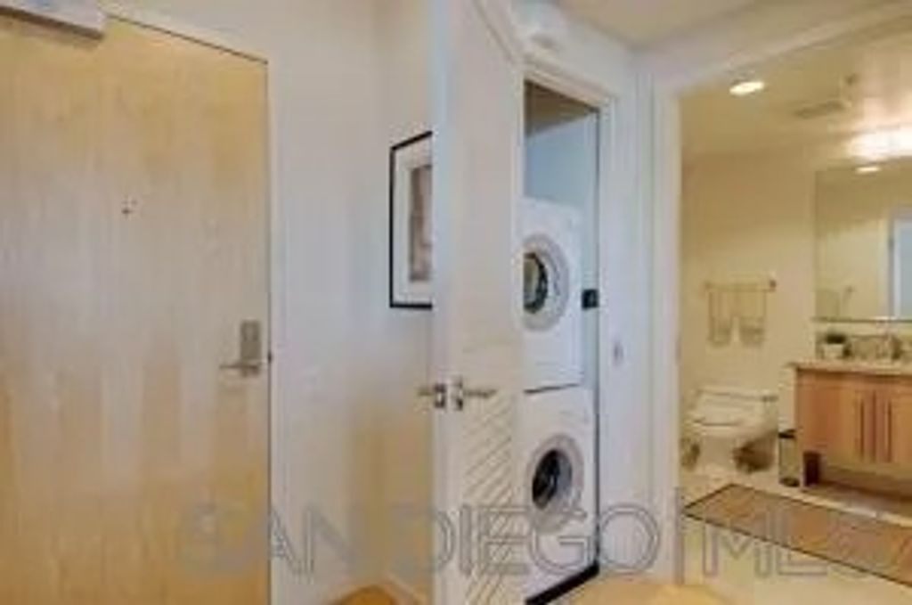 Photo of 321 10th #1606, San Diego, CA 92101 (MLS # 2600485)