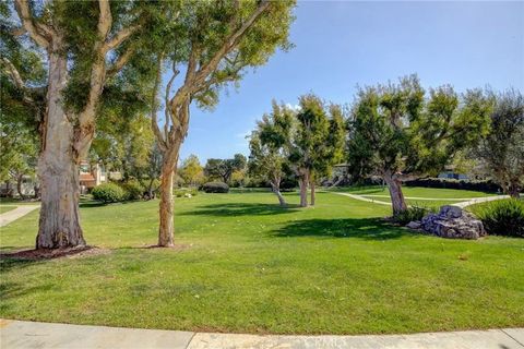 Tiny photo for 5 Cypress Way, Rolling Hills Estates, CA 90274 (MLS # SB25252706)