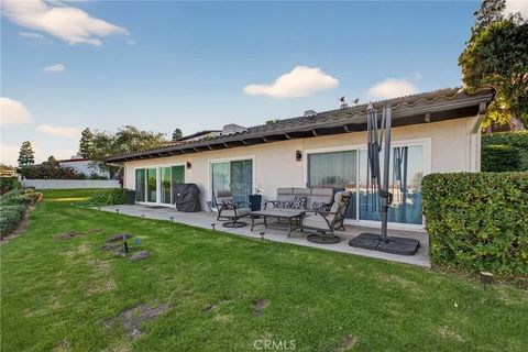 Tiny photo for 5 Cypress Way, Rolling Hills Estates, CA 90274 (MLS # SB25252706)