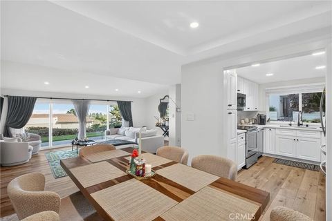 Tiny photo for 5 Cypress Way, Rolling Hills Estates, CA 90274 (MLS # SB25252706)